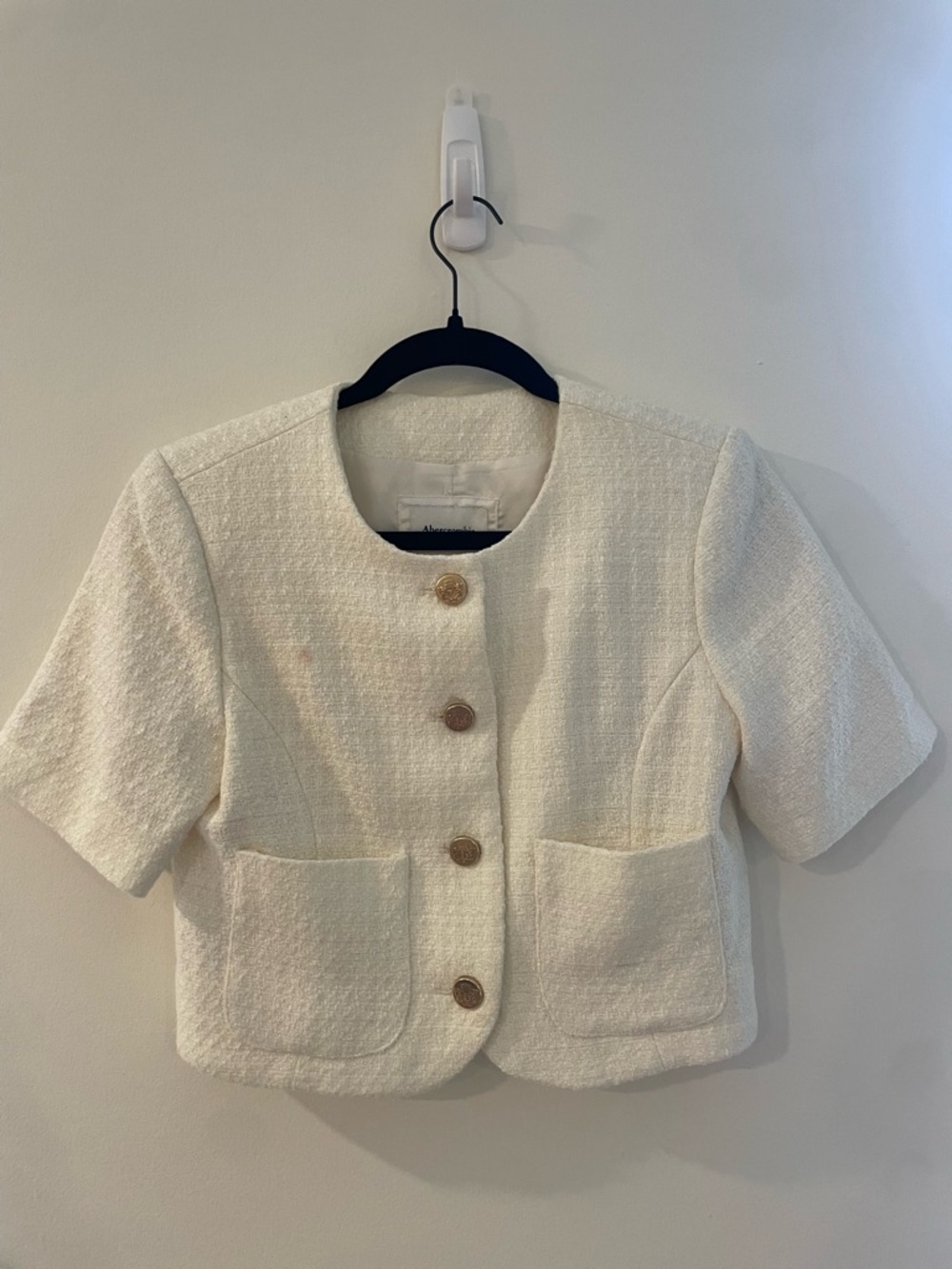 Abercrombie & Fitch Cropped Ivory Bouclé Short-Sleeve Jacket